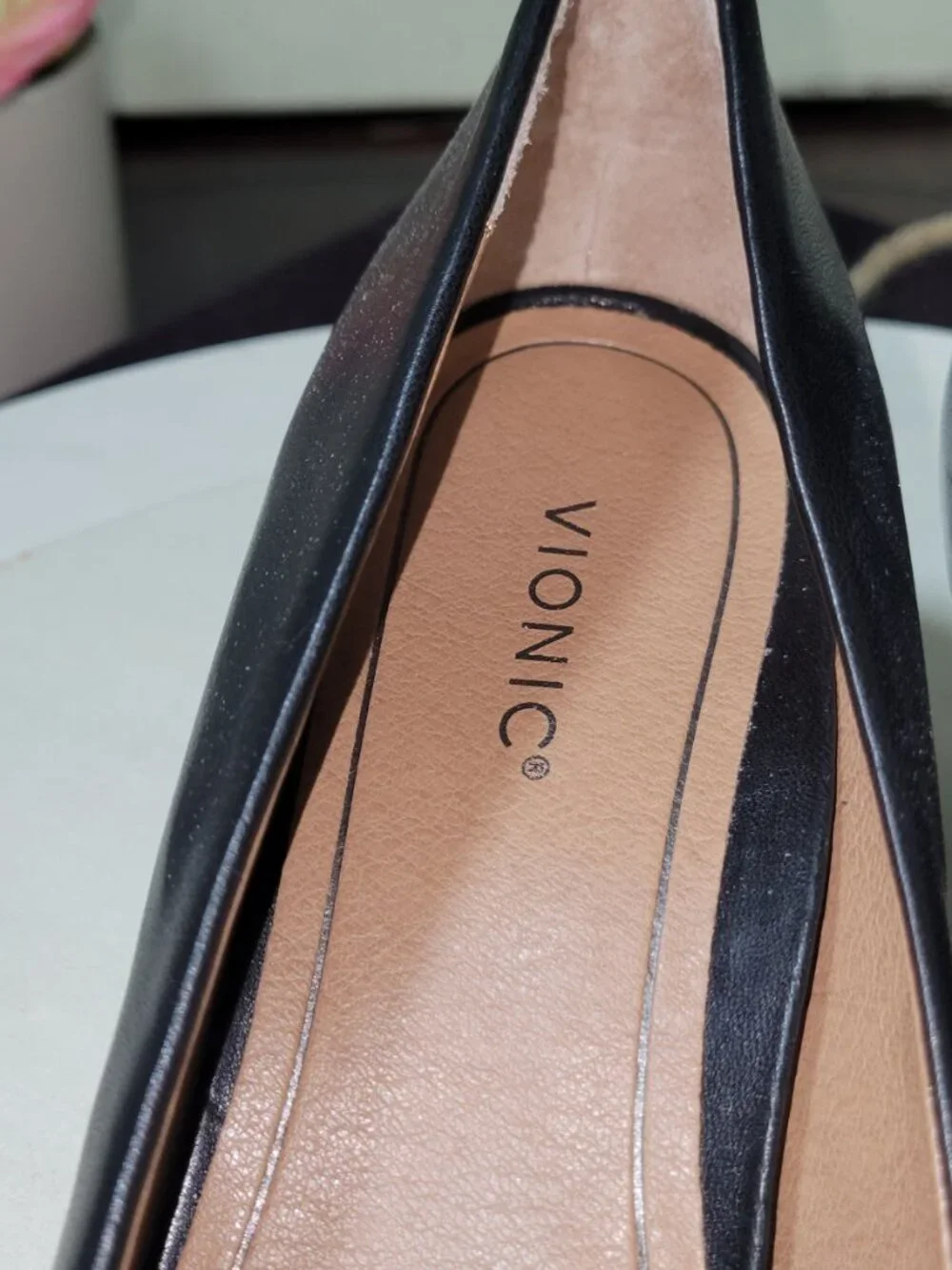 Vionic Black Leather Pumps [Item #SP07]
